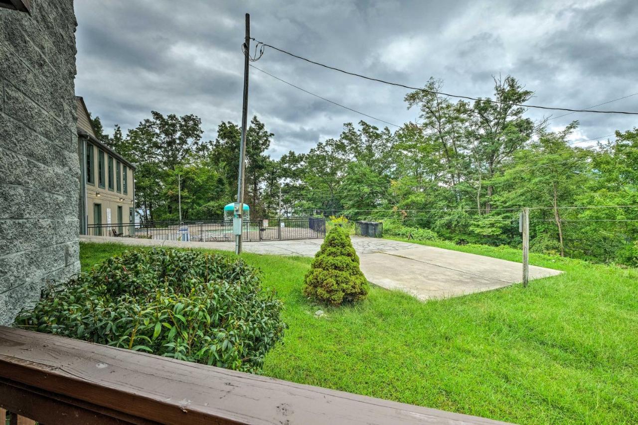 גטלינבורג Chalet Village Upper Alpine Condo With Pool Access! מראה חיצוני תמונה