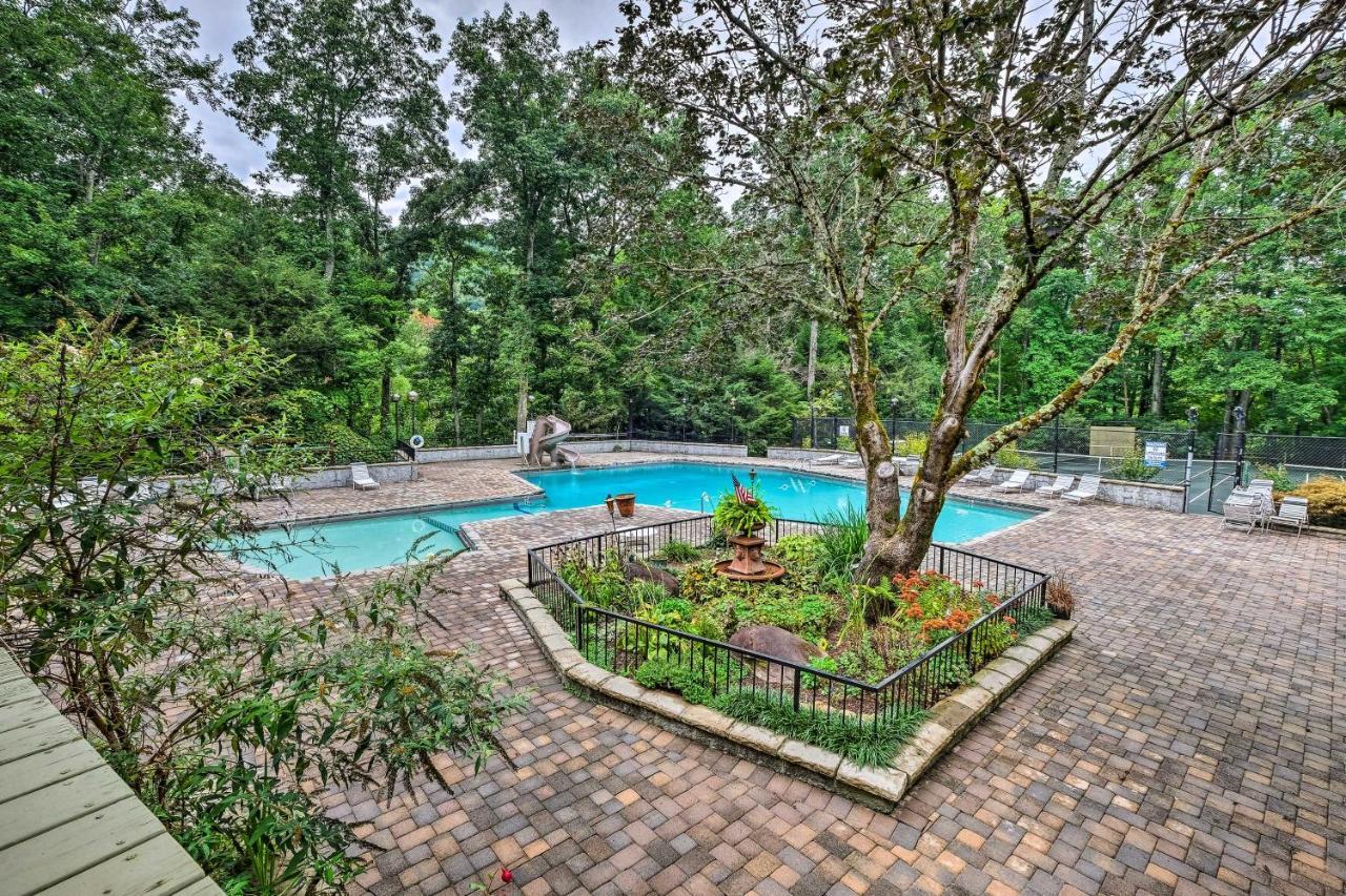 גטלינבורג Chalet Village Upper Alpine Condo With Pool Access! מראה חיצוני תמונה